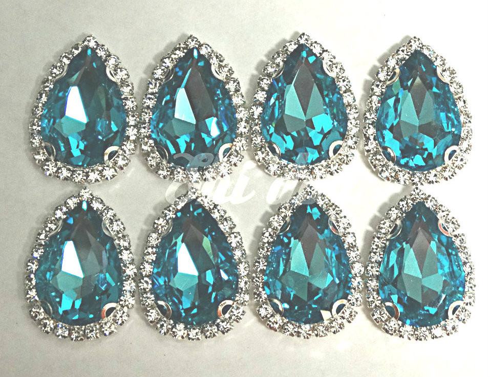 10 Pieces - 20 x 30 mm Tear Drop Glass Stone Light Blue
