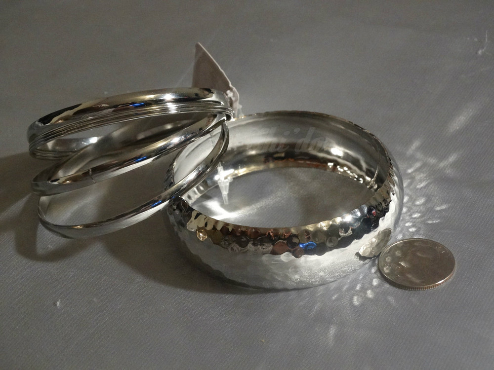 Faceted Bangle - Silver image
