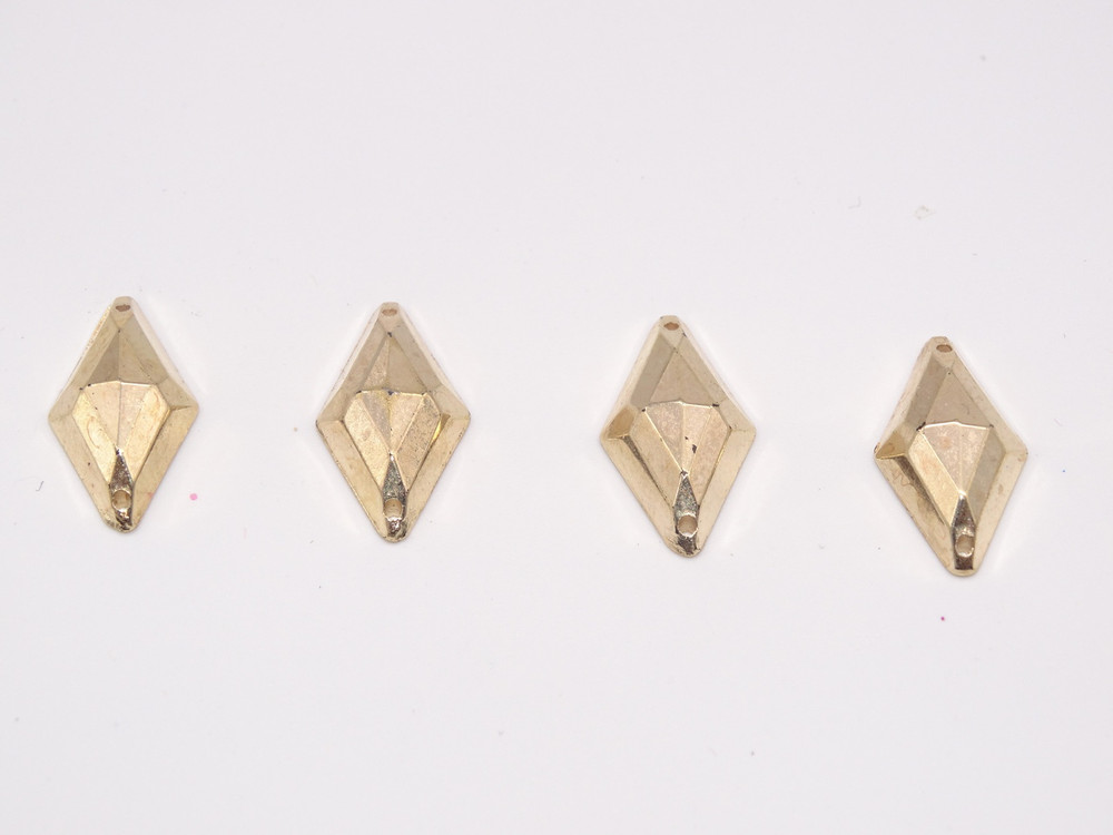 50 Pieces - 11 x 18 mm Diamond Stone - Gold image